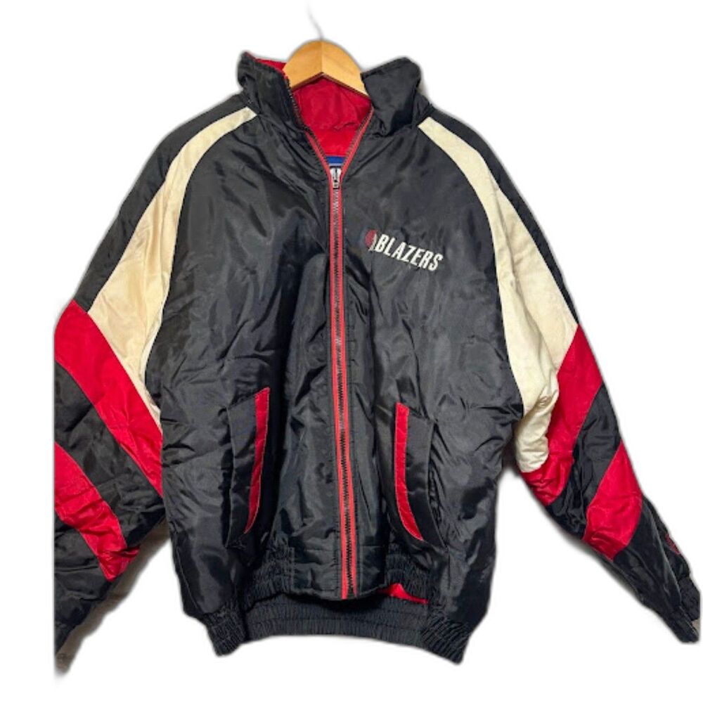 VTG Jacket Pro Player Official Trail Blazers L Portland Spell Out Puffer Coat